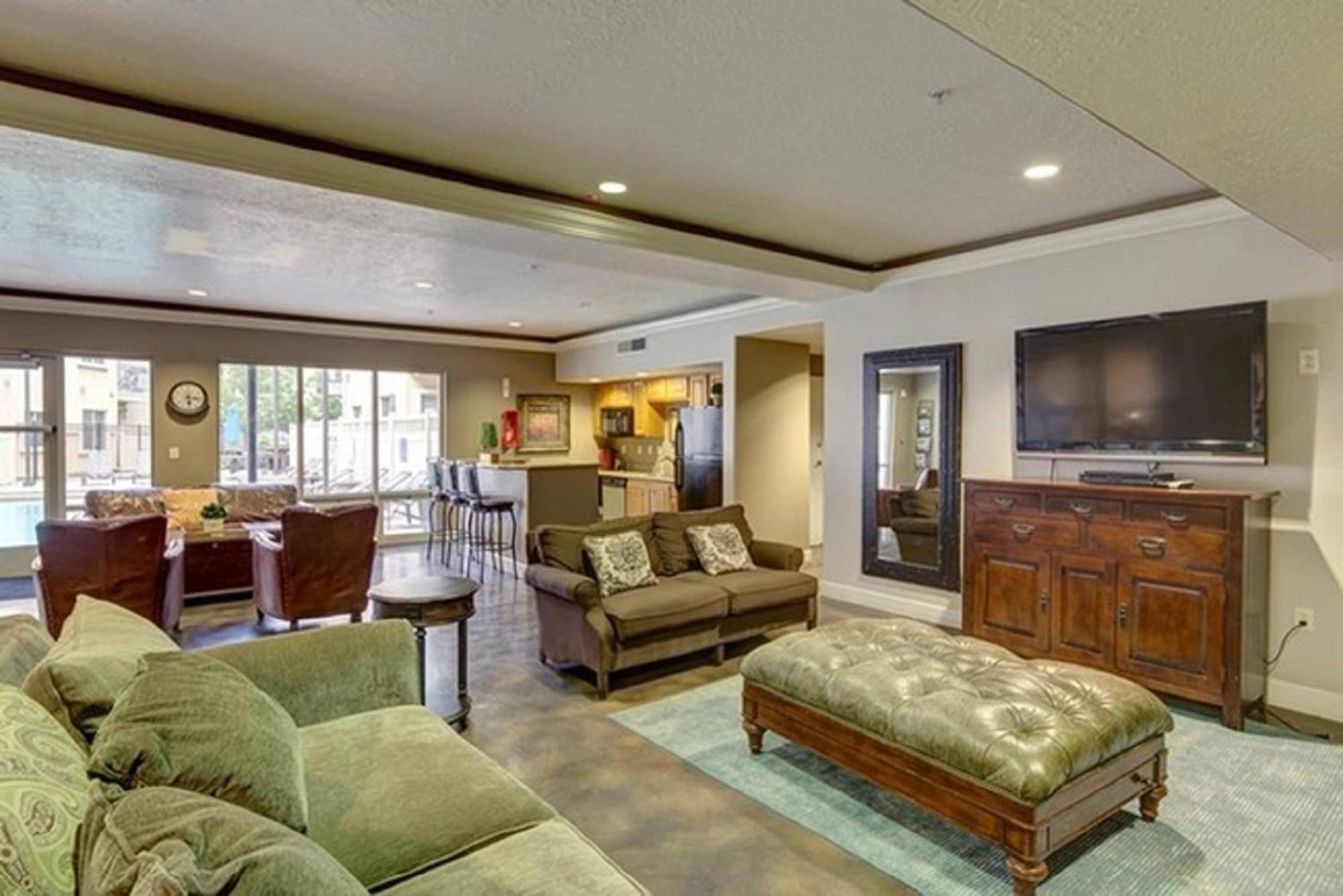 Deluxe Downtown Condo Close To Everything! Salt Lake City Exterior foto